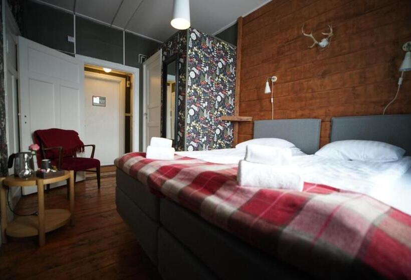 منتجع Le Ski Lodge & Steakhouse