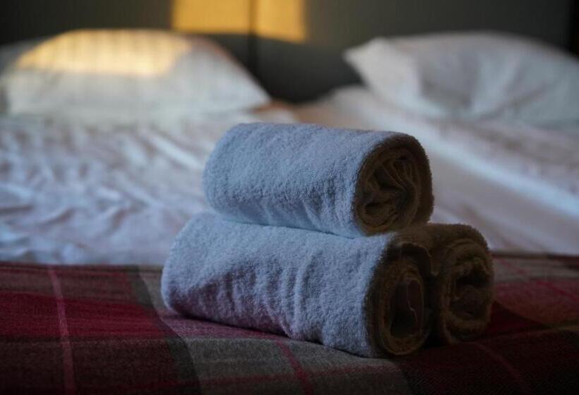 منتجع Le Ski Lodge & Steakhouse