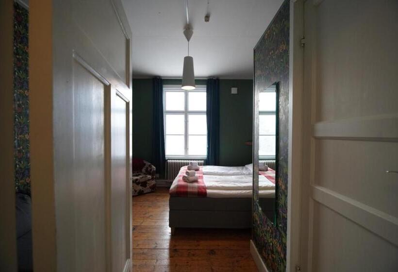 منتجع Le Ski Lodge & Steakhouse