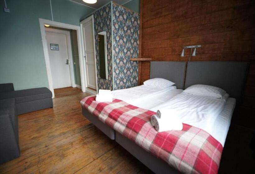 منتجع Le Ski Lodge & Steakhouse