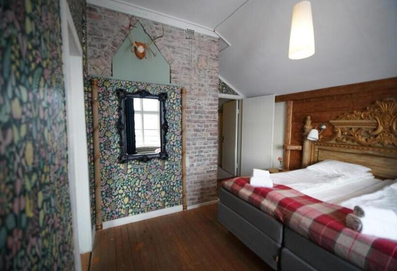 منتجع Le Ski Lodge & Steakhouse