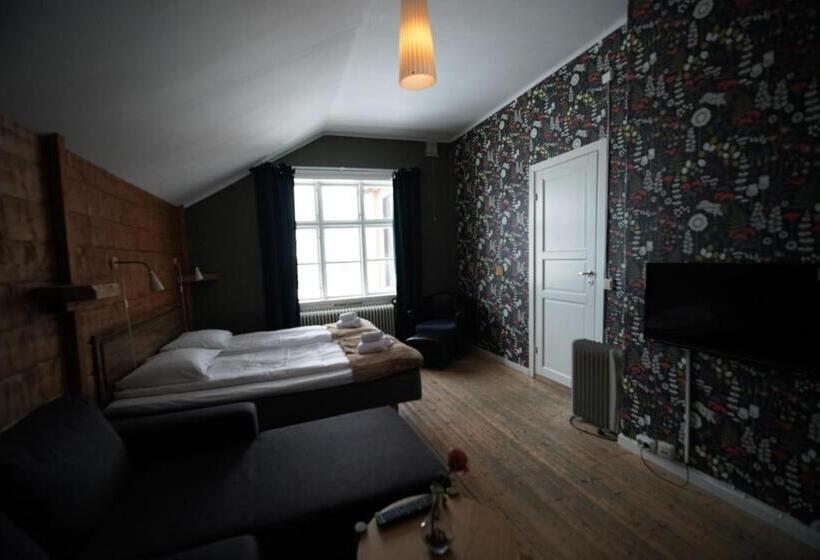 منتجع Le Ski Lodge & Steakhouse