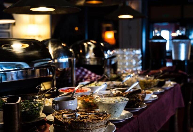 منتجع Le Ski Lodge & Steakhouse