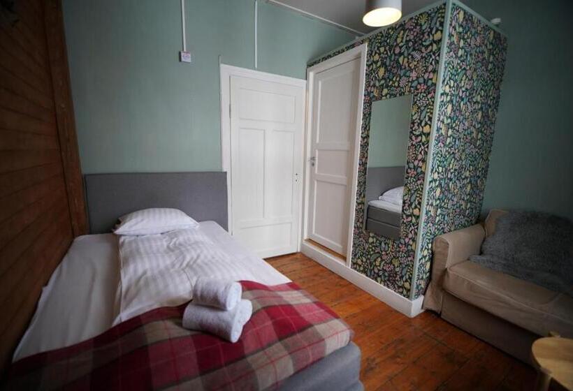 منتجع Le Ski Lodge & Steakhouse