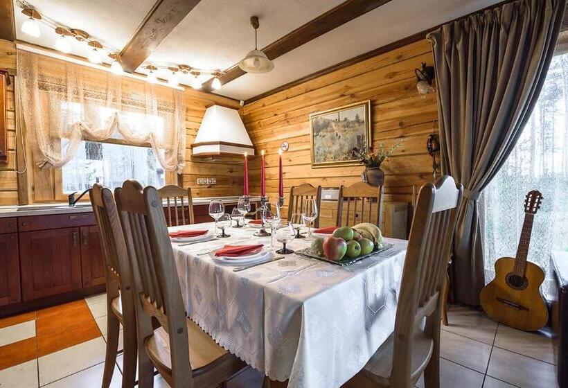 استراحتگاه Svečių Namai Smalvas