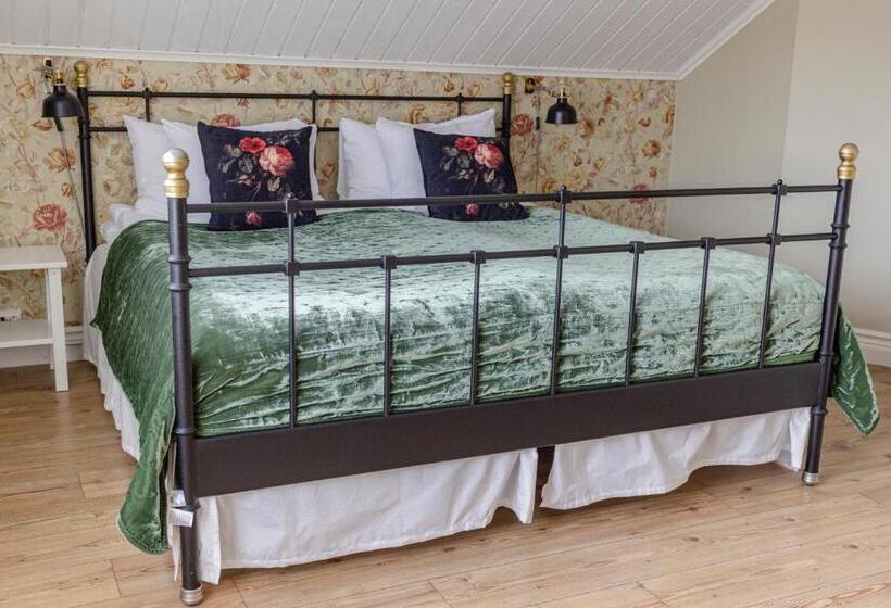 Rosenhill Bed & Breakfast