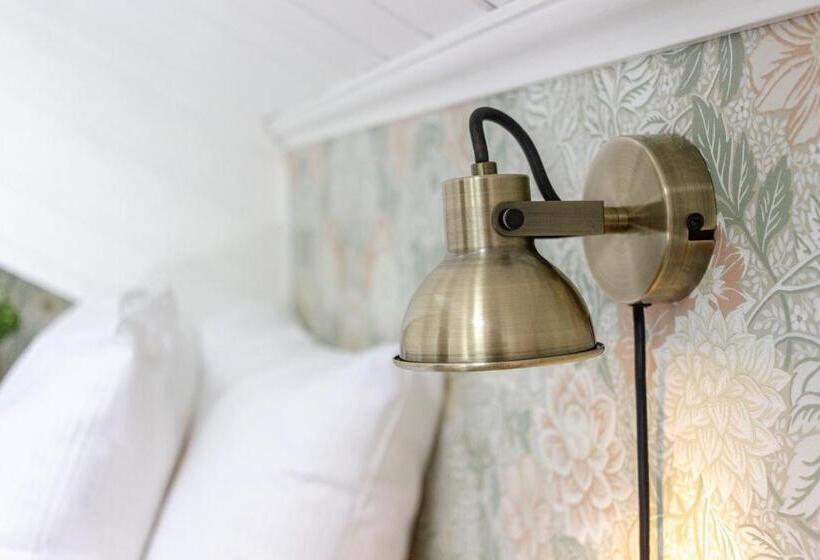 Rosenhill Bed & Breakfast