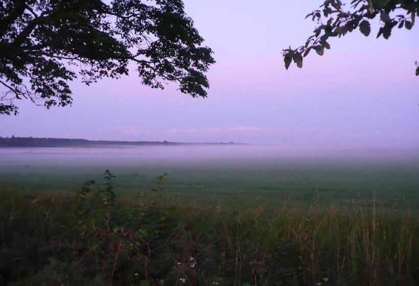 Skogis Bed & Breakfast