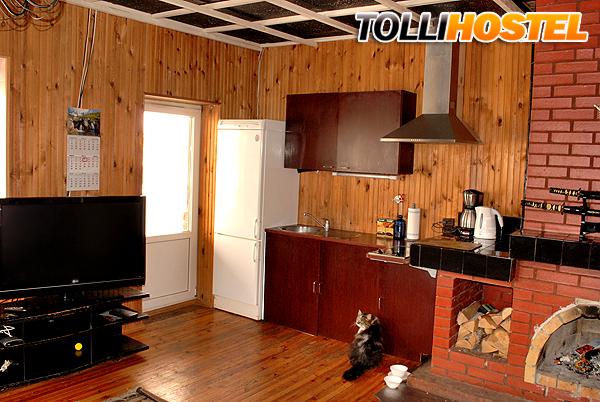Tolli Hostel & Holiday House