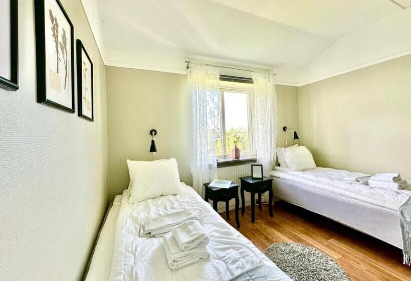 Vadstena Folkhögskola Vandrarhem