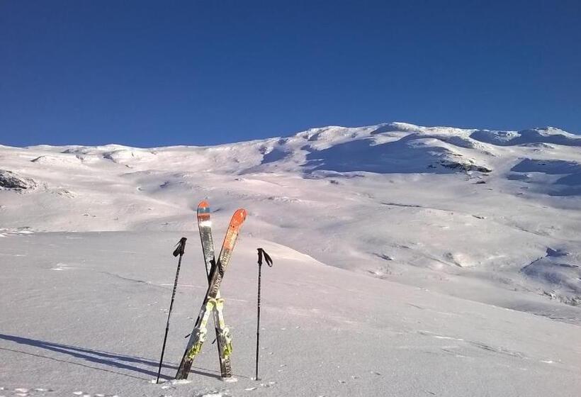 Vatnahalsen Høyfjellshotell