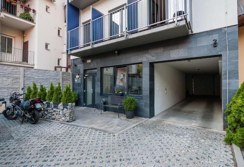 Vv Hotel & Apartments