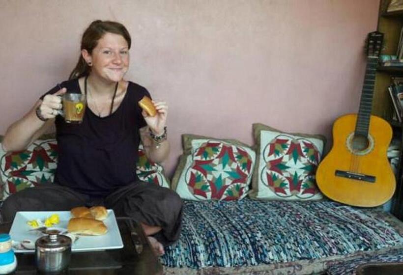 Wake Up! Cairo Hostel