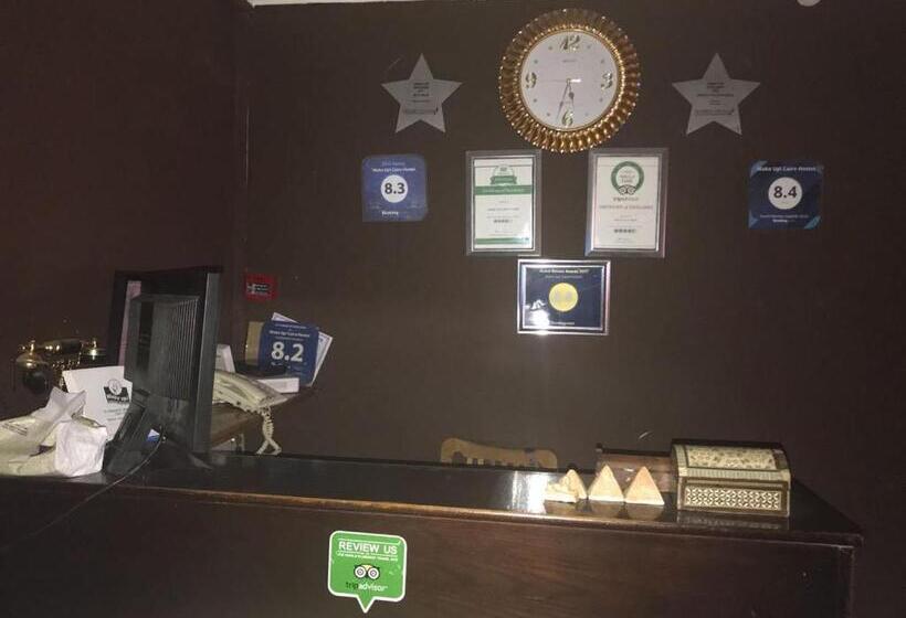 Wake Up! Cairo Hostel