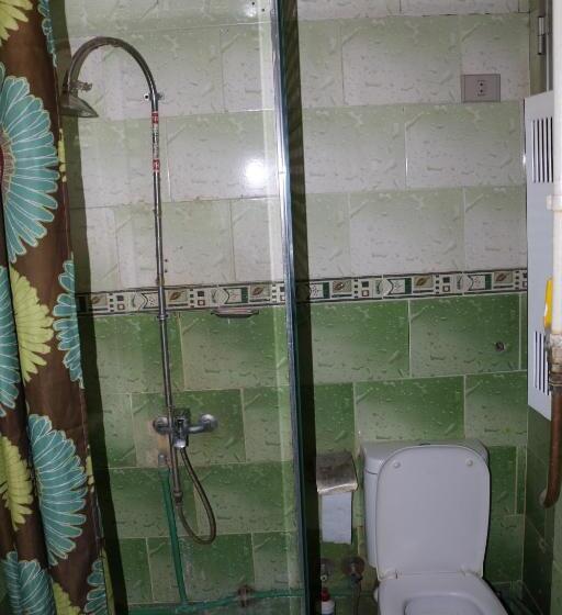 Wake Up! Cairo Hostel