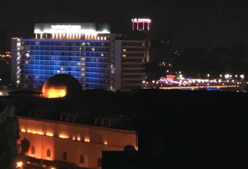 Wake Up! Cairo Hostel