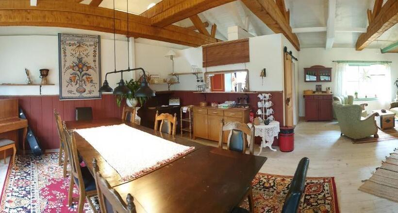 Woodstock B & B Studios