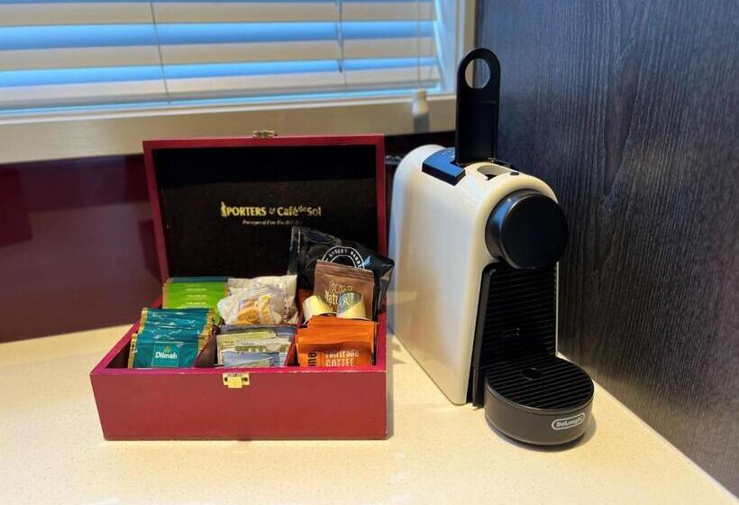 37 The Landing Motel