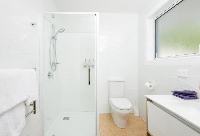 فندق على الطريق The Adelphi