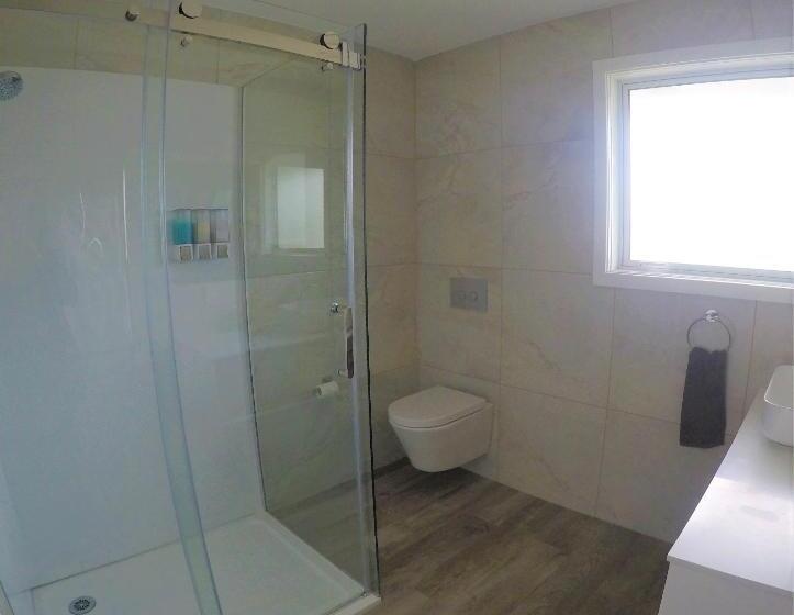 فندق على الطريق The Adelphi