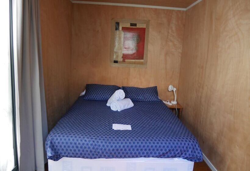 Общежитие Bon Accord Backpackers