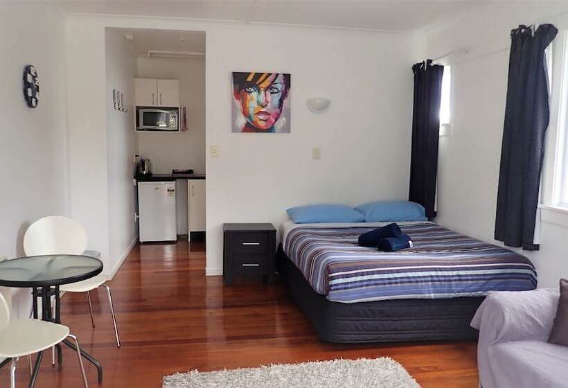 旅馆 Centabay Lodge And Backpackers