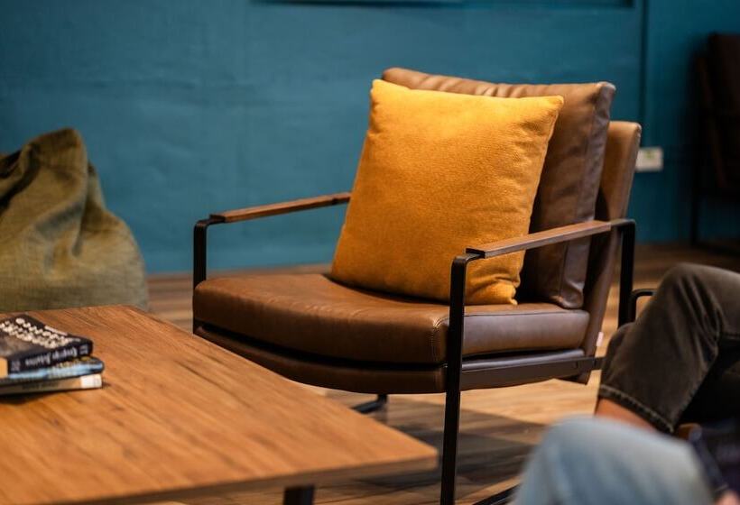 هاستل Haka House Auckland City