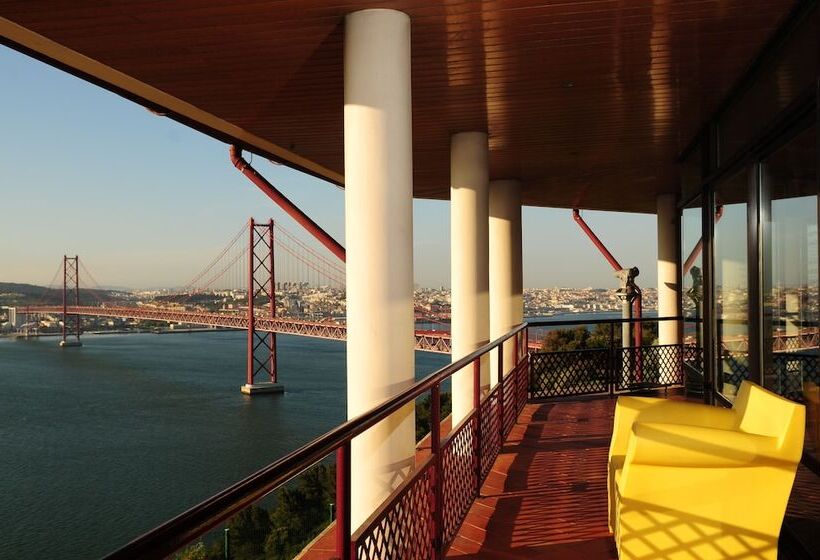 Общежитие Hi Almada  Pousada De Juventude