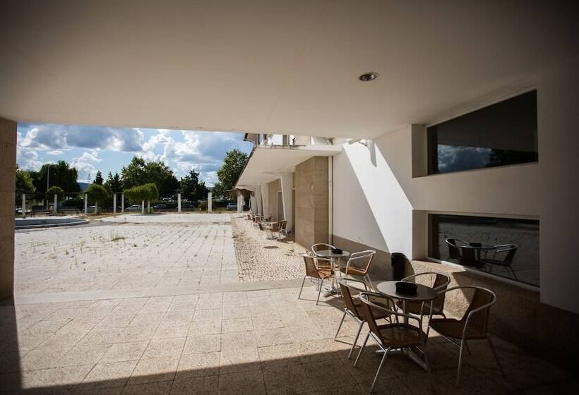 호스텔 Hi Bragança – Pousada De Juventude