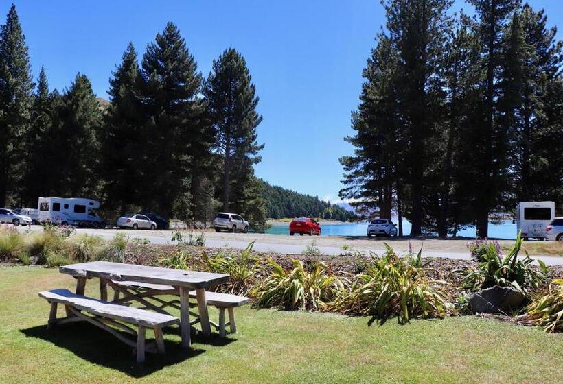 فندق صغير Lakes Edge Lodge