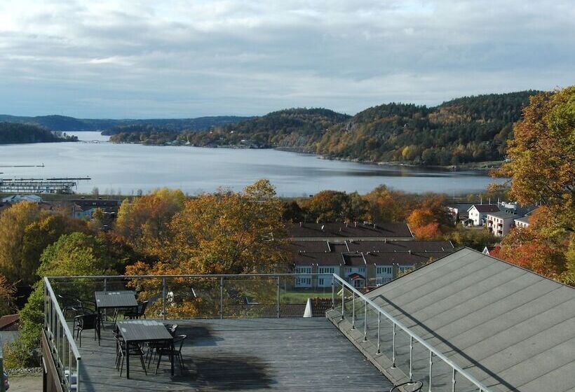 Общежитие Ljungskile Folkhögskola Kurs & Konferens L