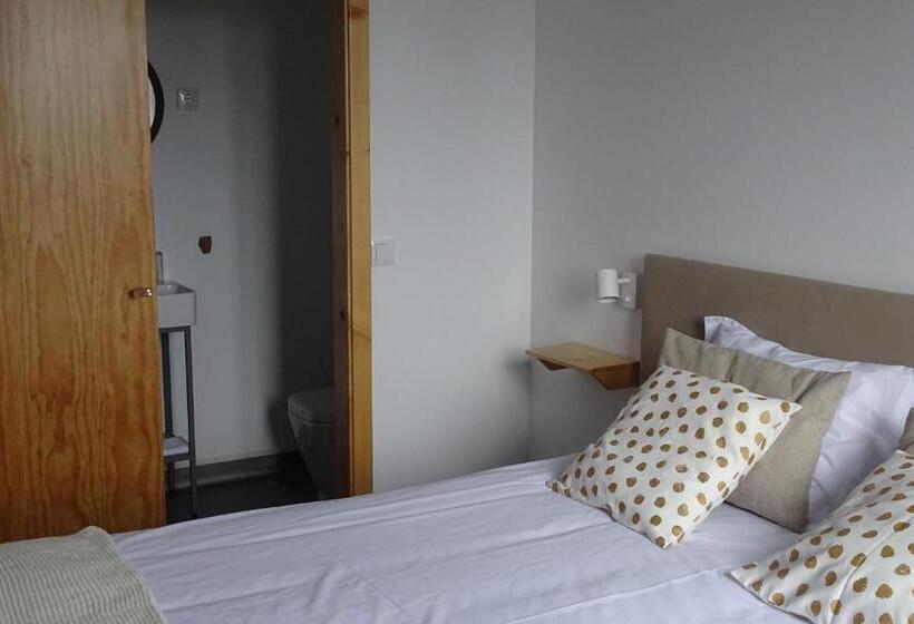 ユースホステル Madeira Surf Camp