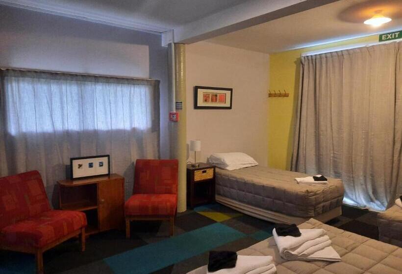 הוסטל Mountain House