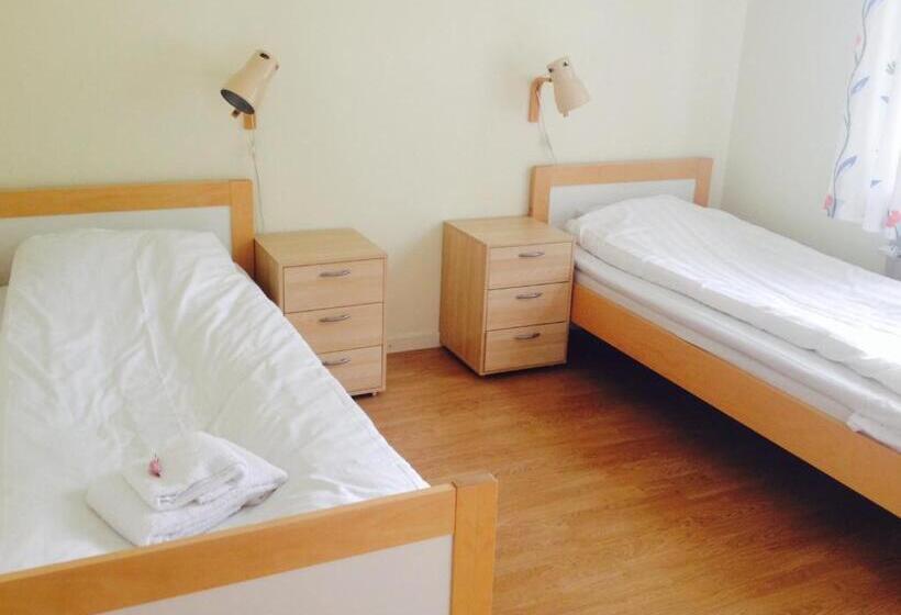 فندق صغير Nordiska Folkhogskolan Bed And Breakfast