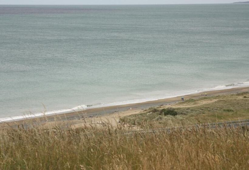 ユースホステル Old Bones Lodge