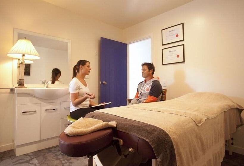 ユースホステル Old Bones Lodge