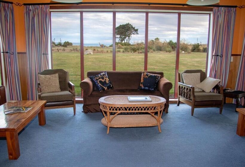 ユースホステル Old Bones Lodge