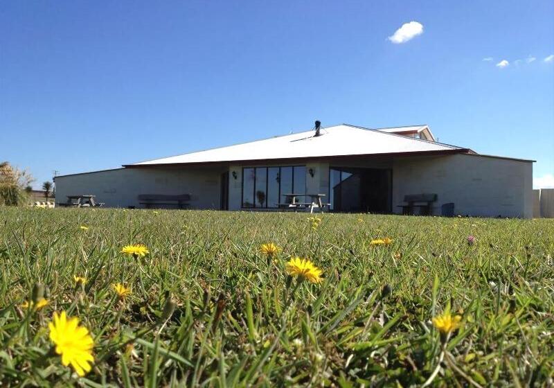 ユースホステル Old Bones Lodge