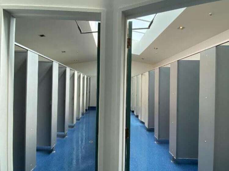 ユースホステル On Top Backpackers