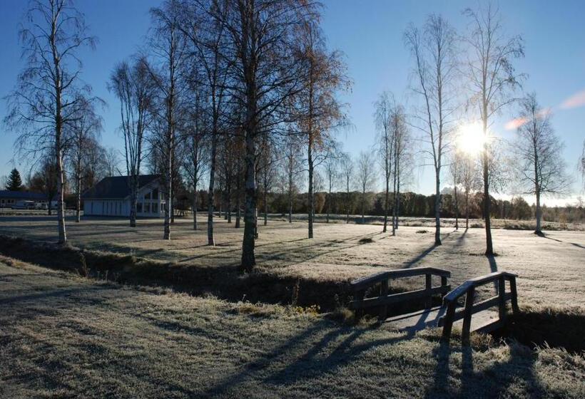 هاستل Storstrand Kursgård