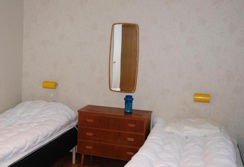 הוסטל Storstrand Kursgård