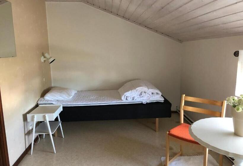 הוסטל Storstrand Kursgård