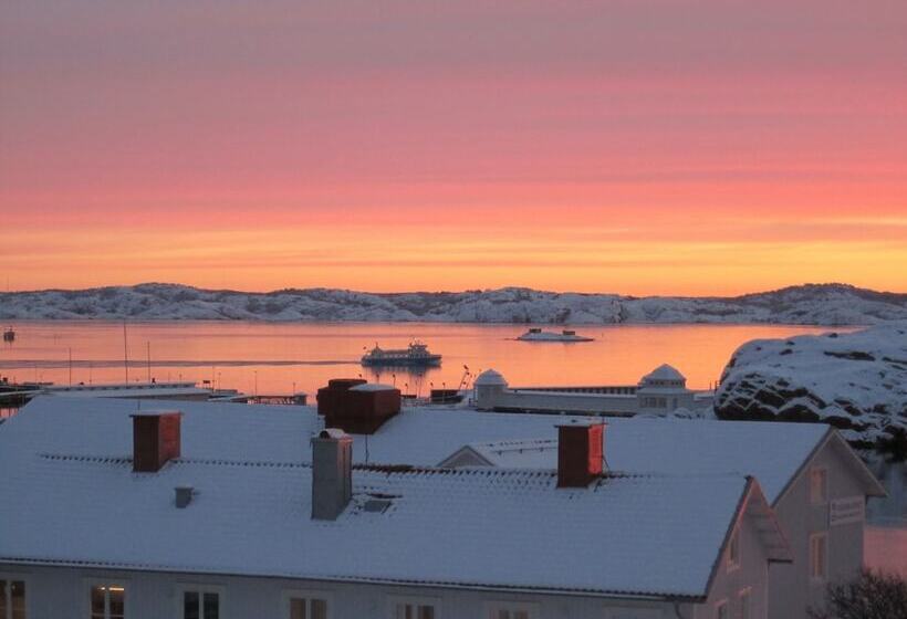 ユースホステル Strandvillan Hotell Och Bed & Breakfast