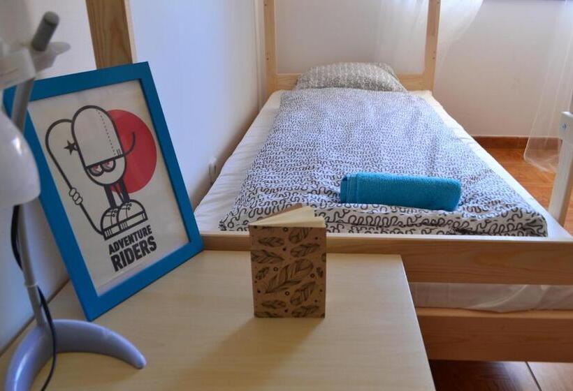 הוסטל Surf House Peniche
