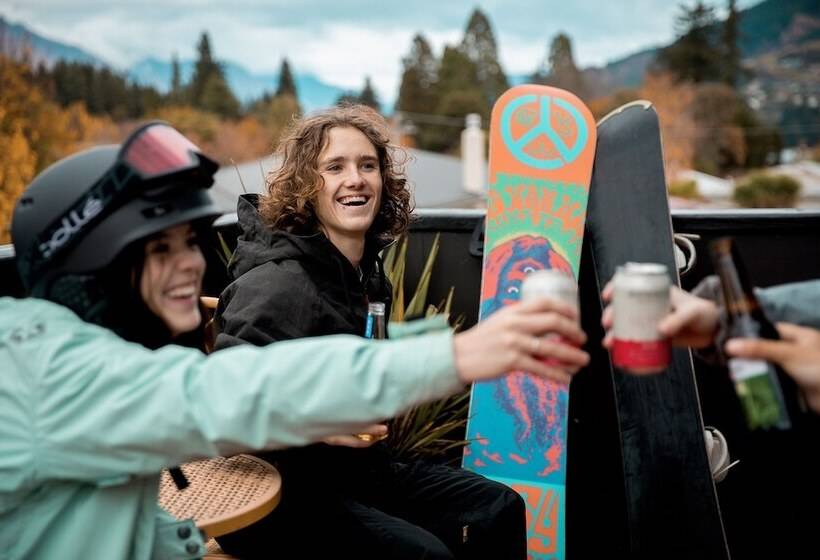 הוסטל The Black Sheep Backpackers