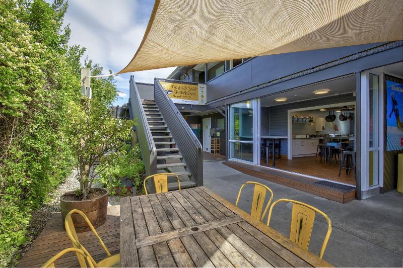 הוסטל The Black Sheep Backpackers