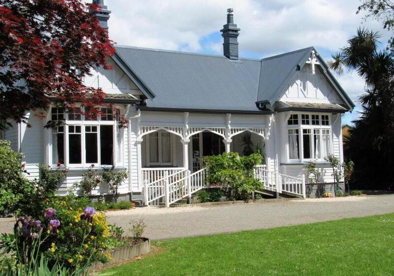 호스텔 White Elephant Accomodation