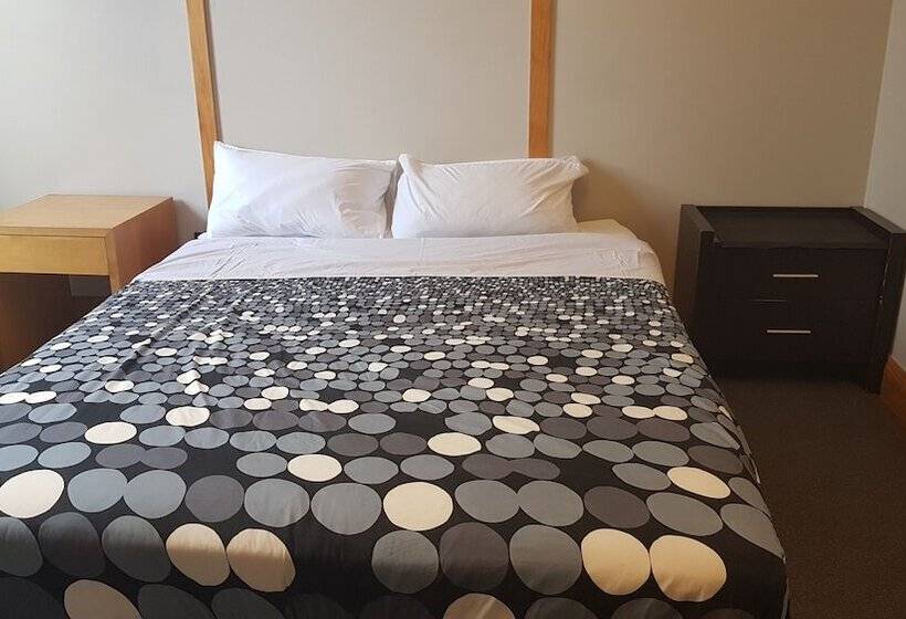 호스텔 Wild Zebra Backpackers