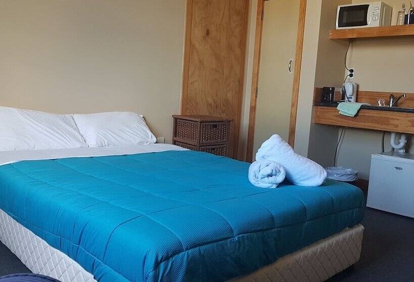 호스텔 Wild Zebra Backpackers