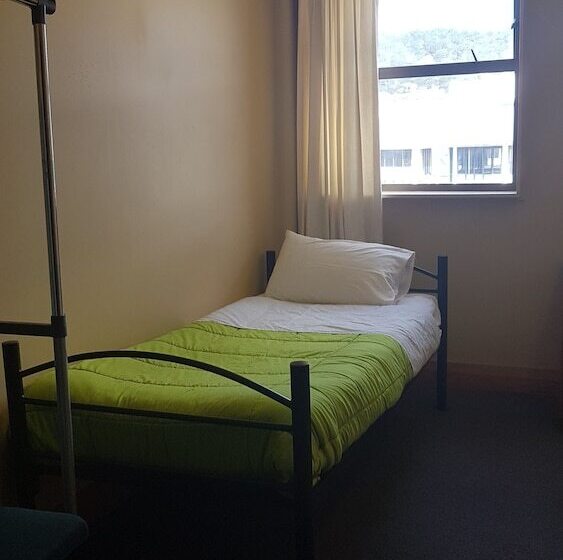 호스텔 Wild Zebra Backpackers